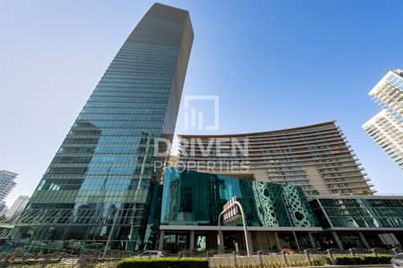 Shop for Sale in Business Bay, Dubai - Spacious | Notice Served | Rented | Premium Retail