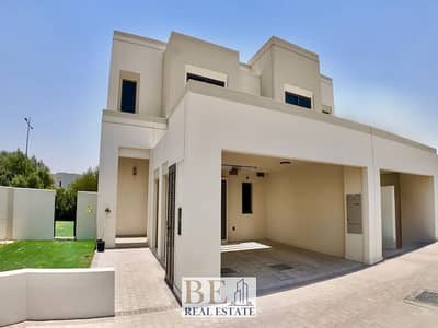 فیلا 4 غرف نوم للايجار في تاون سكوير، دبي - IMG_1835 (1). JPEG
