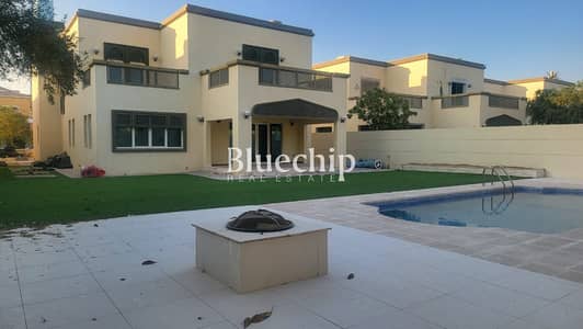 4 Bedroom Villa for Rent in Jumeirah Park, Dubai - Spacious Layout | Private Pool | Ready to Move |