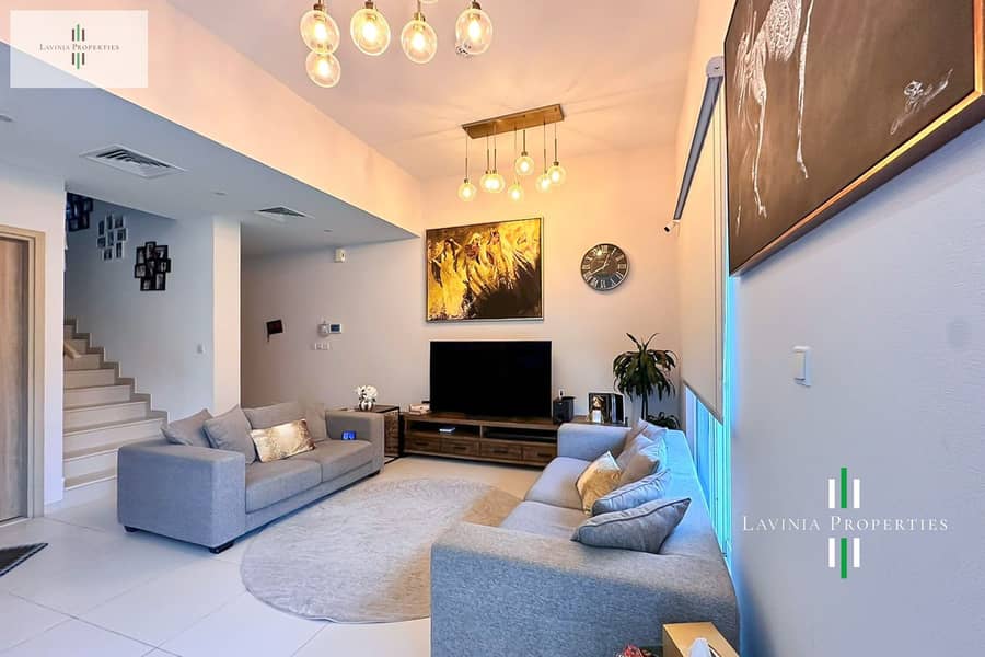 Single row | VASTU | Rented | Pool-Park view Single row | VASTU | Rented | Pool-Park view