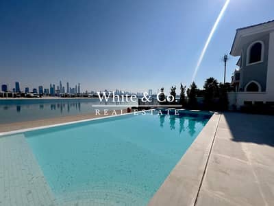 5 Bedroom Villa for Rent in Palm Jumeirah, Dubai - Extended Plot | Five Bedrooms | Skyline