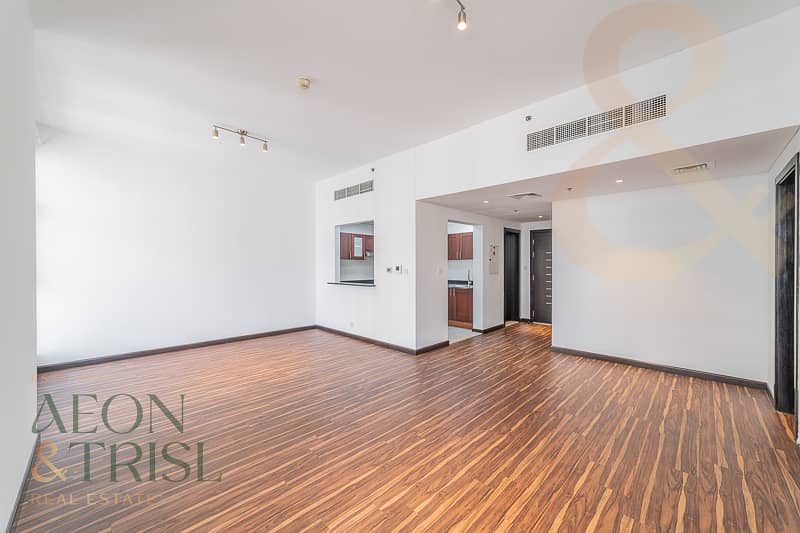 Exclusive 1Bed for Rent | Green Lakes | High Floor