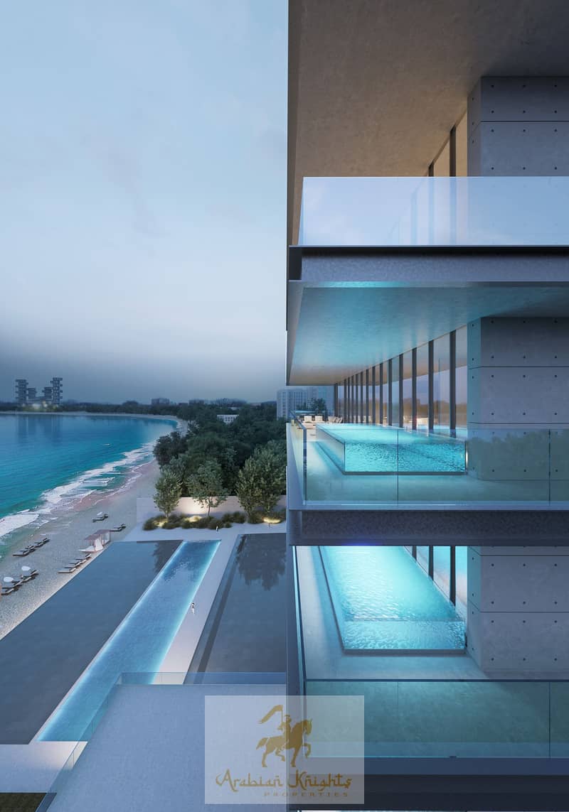 5 231102-balcony-pool-03. jpg