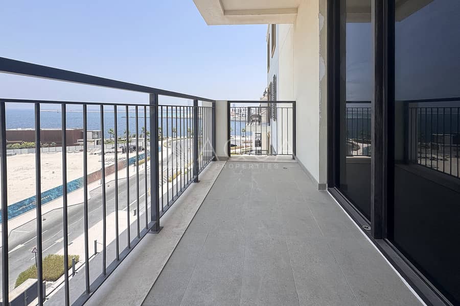 Stunning Sea View | Spacious | Vacant Stunning Sea View | Spacious | Vacant