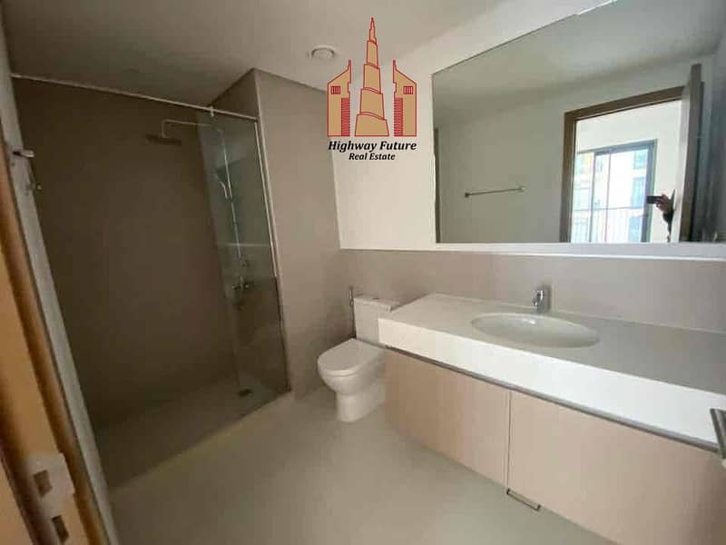 10 bed3de3c-ff1d-453d-a89c-360b4535579a. jpg