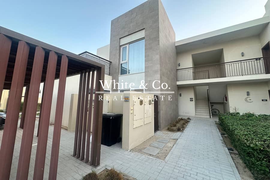 Next to Pool and Park | Vacant |Exclusive