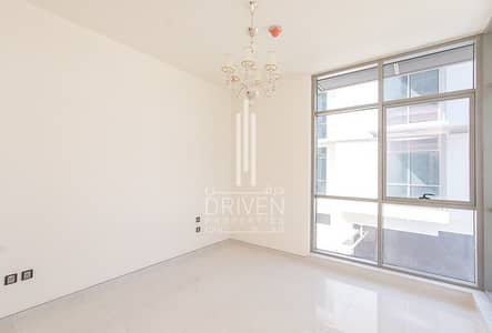Elegant and Spacious 2 Beds Apt w/ Maids Elegant and Spacious 2 Beds Apt w/ Maids