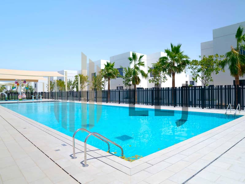 2 Noya_2BR & 3BR Townhouse-28. jpg