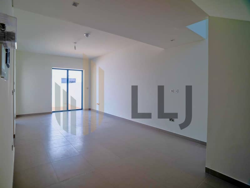 7 Noya_2BR & 3BR Townhouse-8. jpg