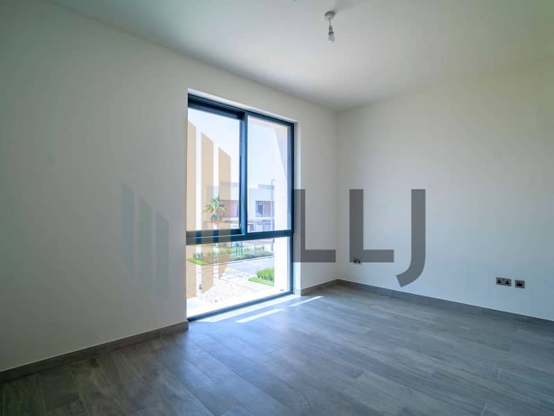 14 Noya_2BR & 3BR Townhouse-20. jpg