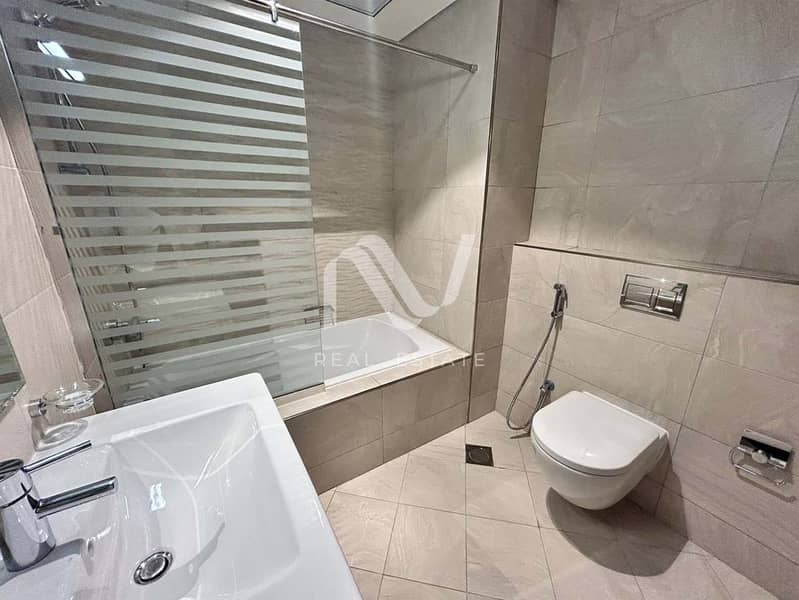 25 Sea face Tower 3BR, Al Reem Island - NV16062025SA03R_0004_IMG-20250616-WA0027. jpg. jpg