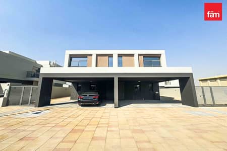 3 Bedroom Villa for Rent in Dubai South, Dubai - Single Row | Rooftop Access | Premium Category
