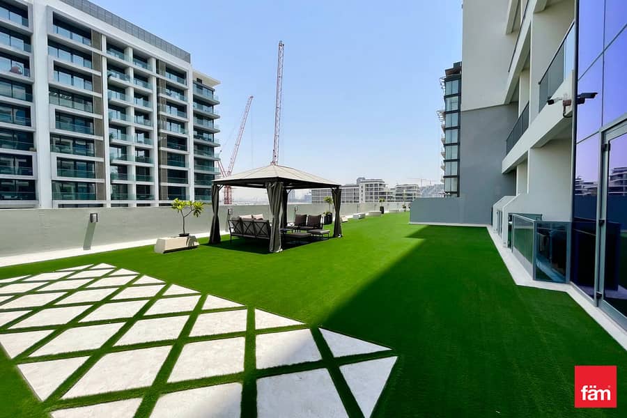 Great location | Flexible Cheques | Bright