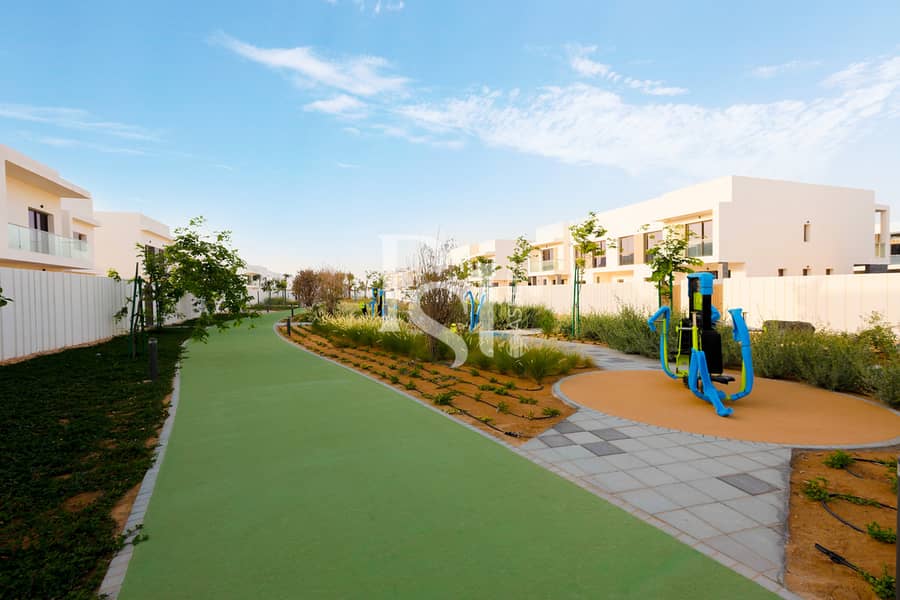 9 yas-acres-community-and-facilities-abu-dhabi (15). JPG