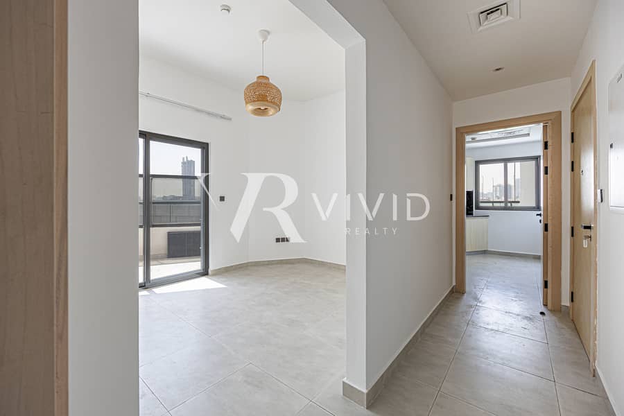 Corner Unit | Large Terrace | Vacant