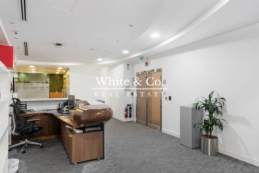 Full Floor | 14 Parking | Panoramic Views
