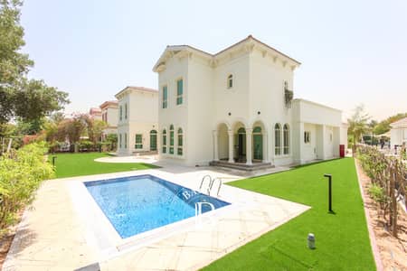 5 Bedroom Villa for Rent in Jumeirah Islands, Dubai - Fully Renovated 5BR Master View Villa | Private Pool