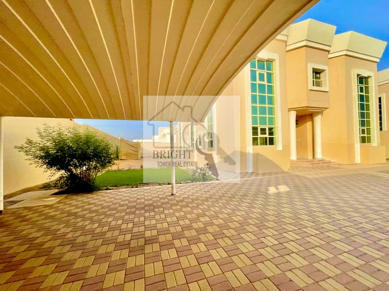 3 Spacious 5 Bedroom Villa in Al Bateen