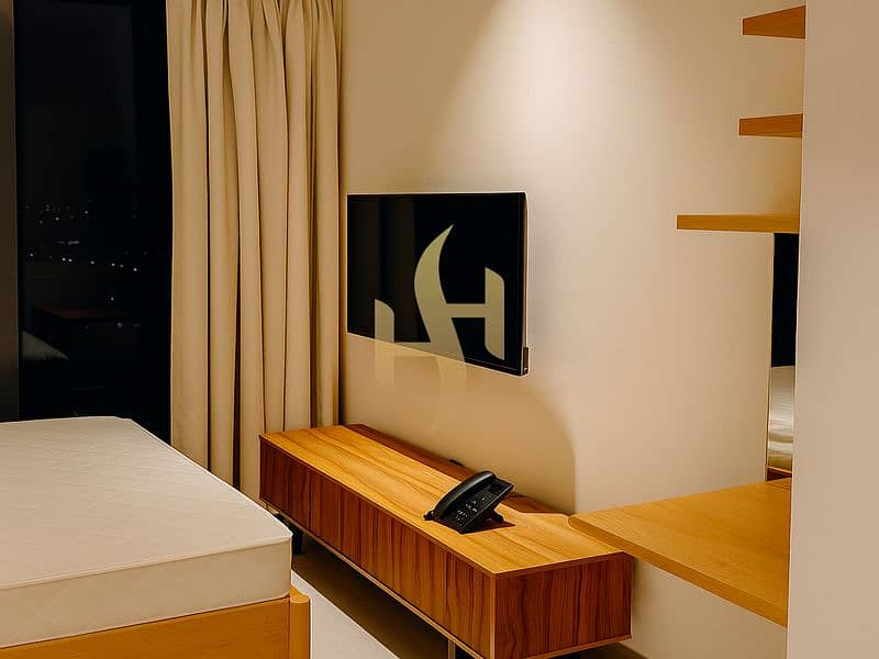 3 20250616_1657_Modern Minimalist Bedroom_remix_01jxwcz0kfec2vf3rc8w3ca4z1. png