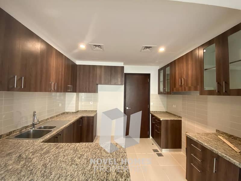 10 33ab7bd3-194f-4ae9-8007-d2b72a7eaff2. jpg