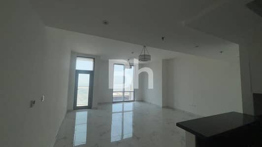 3 Bedroom Flat for Rent in Business Bay, Dubai - 3 Bedrooms | Canal View | High Floor