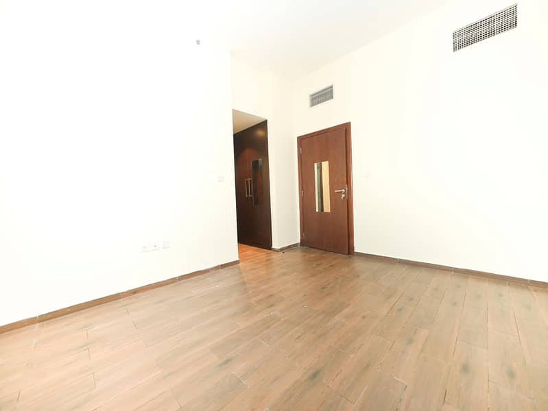 5 9f66c5bd-12cc-450a-b05c-5545e97bc045. jpeg