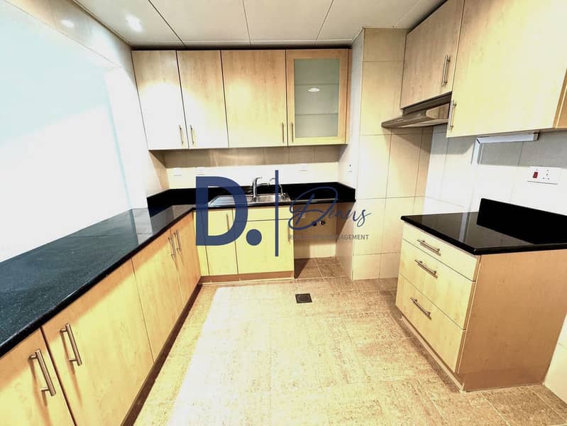 8 7edc2543-cb7e-4a83-99d1-49a6d3c82916. jpg