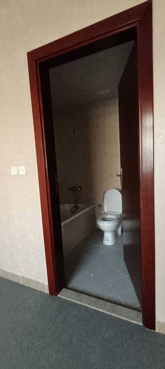 8 upN5O62DZ5Kj0FcgqhIp1FVWeAe1RUtlzAy4PmqL. jpg