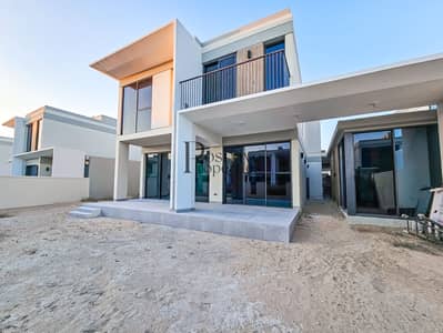 5 Bedroom Villa for Rent in Tilal Al Ghaf, Dubai - Single Row | Park Facing | Closed Kitchen