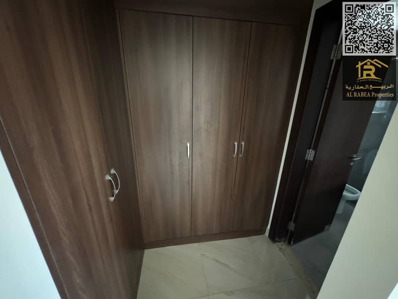 8 9d735e3d-7beb-42b5-aeb9-028db662f89a. jpg