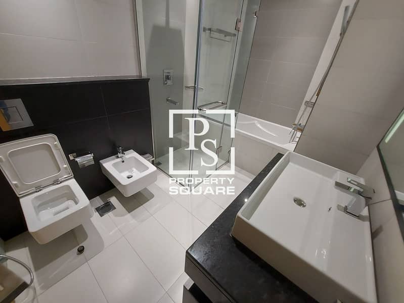 18 2ebd5450-3281-4ba6-83c2-ee792e00ed40. jpg