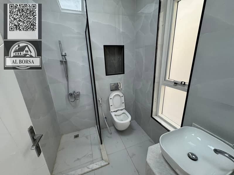 27 cdb9a54e-deba-49ce-a78a-9e6b924af5ae. jpg