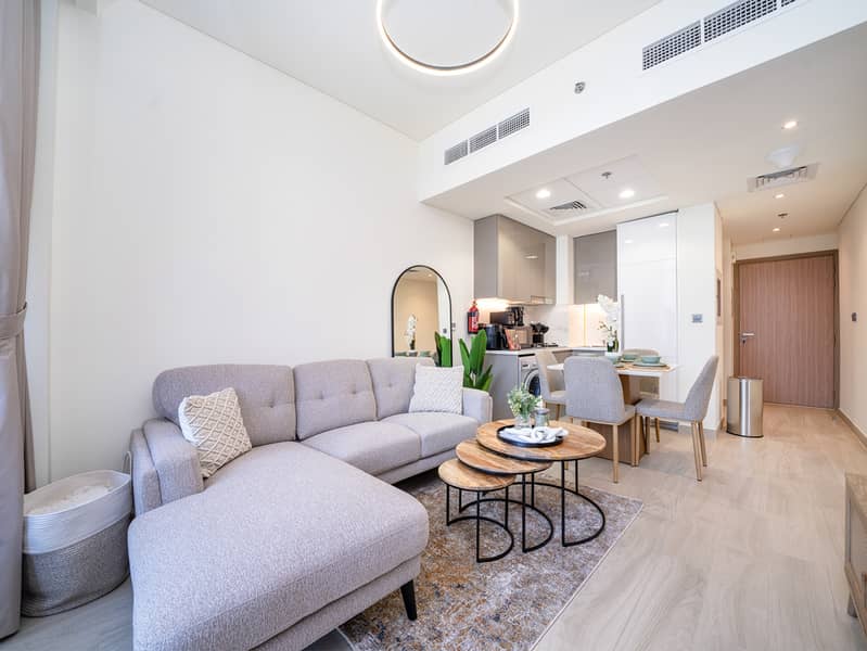 Cosy and Chic 1 Bed in Azizi Riviera