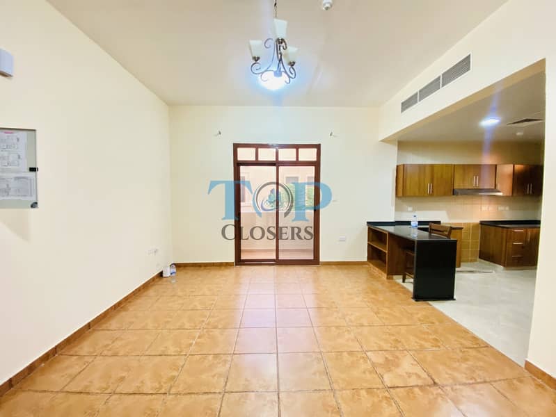 位于安莎瑞,比达-本-阿马尔 1 卧室的公寓 36000 AED - 11938793 位于安莎瑞,比达-本-阿马尔 1 卧室的公寓 36000 AED - 11938793