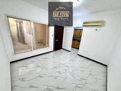 استوديو  للايجار في الخالدية، أبوظبي - ba6a7aac-5a43-4ce8-b0ac-e53af3d3df5e. jpeg