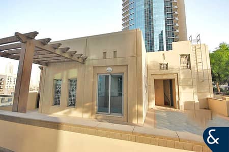 3 Bedroom Apartment for Sale in Downtown Dubai, Dubai - Partial Burj And Lake View | 3 Bed | Vacant
