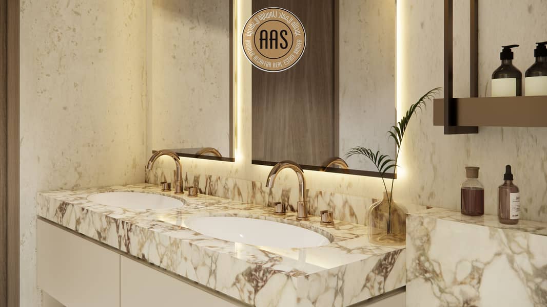 13 Master Bathroom 3. jpg