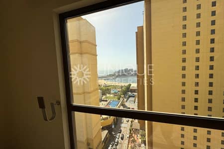 3 Bedroom Flat for Rent in Jumeirah Beach Residence (JBR), Dubai - Sea view | Unfurnished | Fully Upgraded