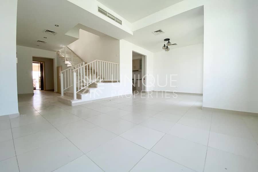 位于瑞姆小区,米拉绿洲社区,米拉绿洲1号区 3 卧室的别墅 185000 AED - 11881772 位于瑞姆小区,米拉绿洲社区,米拉绿洲1号区 3 卧室的别墅 185000 AED - 11881772