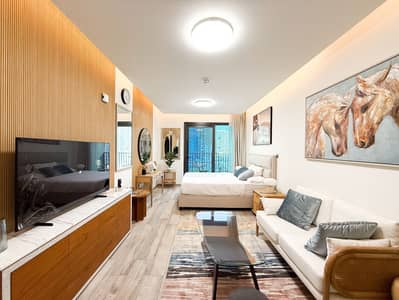 Studio for Rent in Business Bay, Dubai - High-End Finished | Huge Layout | Pool View