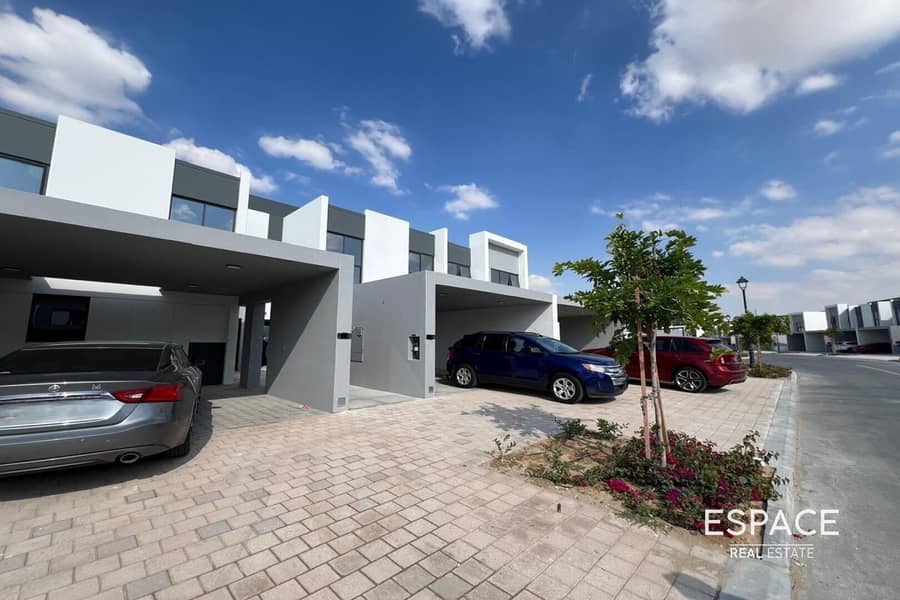 Вилла в Дубайлэнд,Вилланова,Ла Роса,Ла Роса 2, 3 cпальни, 3250000 AED - 11941358 Вилла в Дубайлэнд,Вилланова,Ла Роса,Ла Роса 2, 3 cпальни, 3250000 AED - 11941358