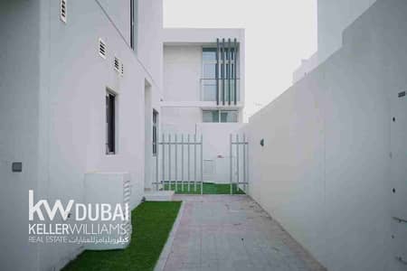 3 Bedroom Villa for Rent in DAMAC Hills 2 (Akoya by DAMAC), Dubai - 3BHK plus maid | Unfurnished | Exclusive | 4 Cheques