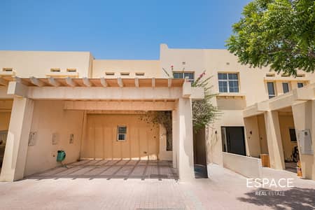 3 Bedroom Villa for Rent in The Lakes, Dubai - DM | Partial upgrades| Close to Amenities