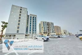 استوديو مميز بتصميم رائع في بناية جديدة في مدينة خليفة