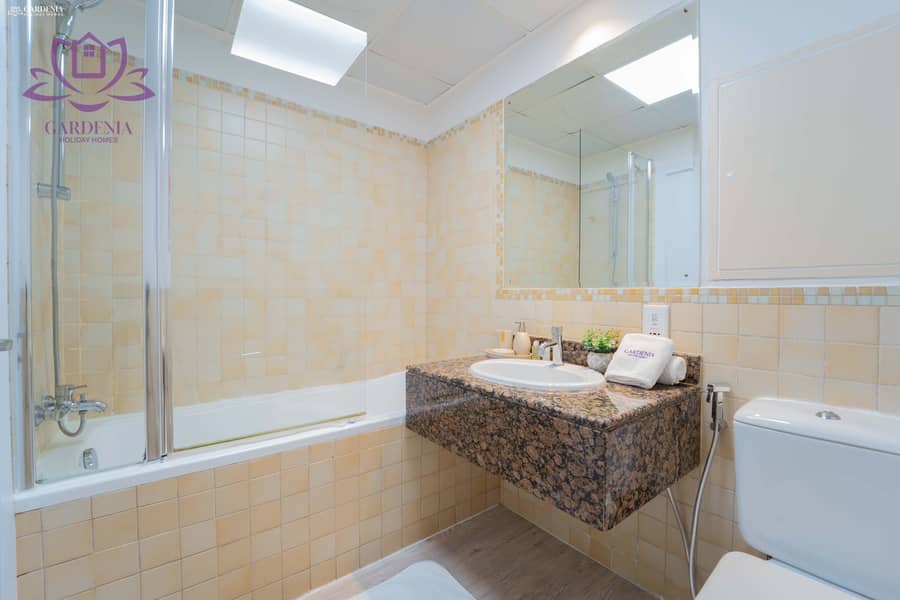 14 Bath 2 1. jpg