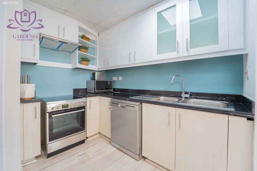 20 Kitchen 1. jpg