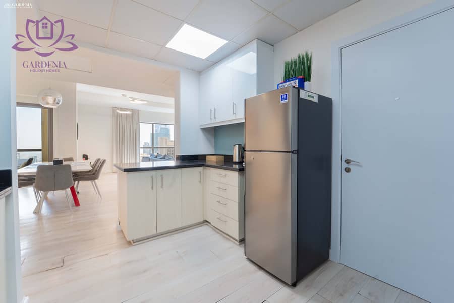 21 Kitchen 2. jpg