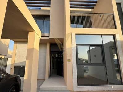 迪拜南部街区， 迪拜 4 卧室联排别墅待租 - 位于迪拜南部街区，艾玛尔南区，世博高尔夫别墅区，世博高尔夫别墅6区 4 卧室的联排别墅 165000 AED - 11942675