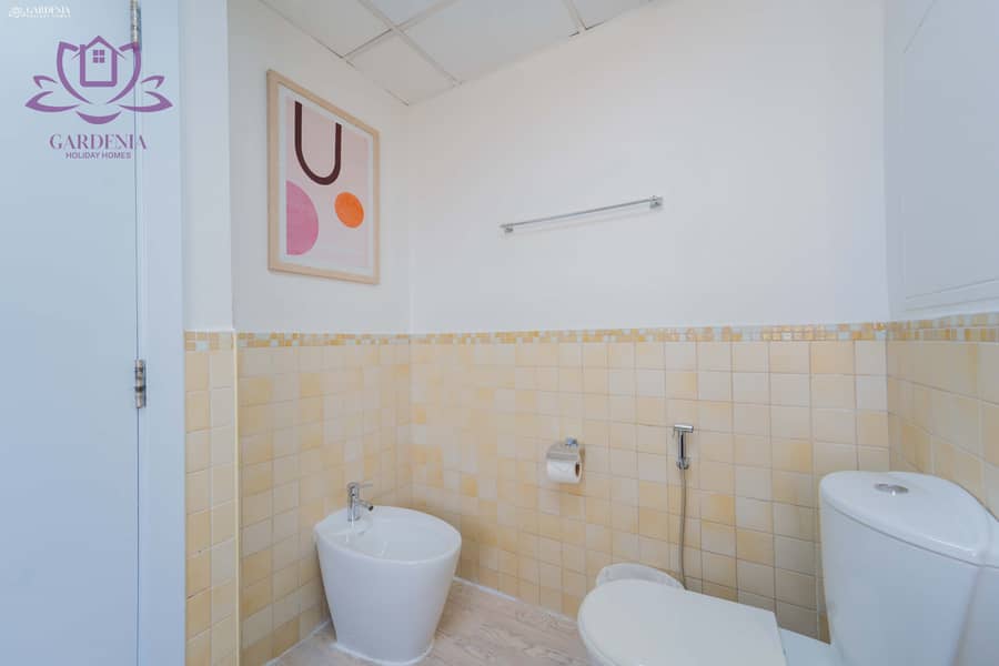 11 Bath 1 2. jpg