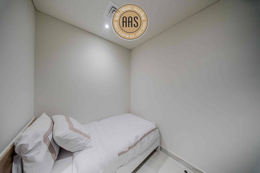 7 cb4f5abe-b1d3-4cdd-8dd4-b3c98959ba7e. jpg